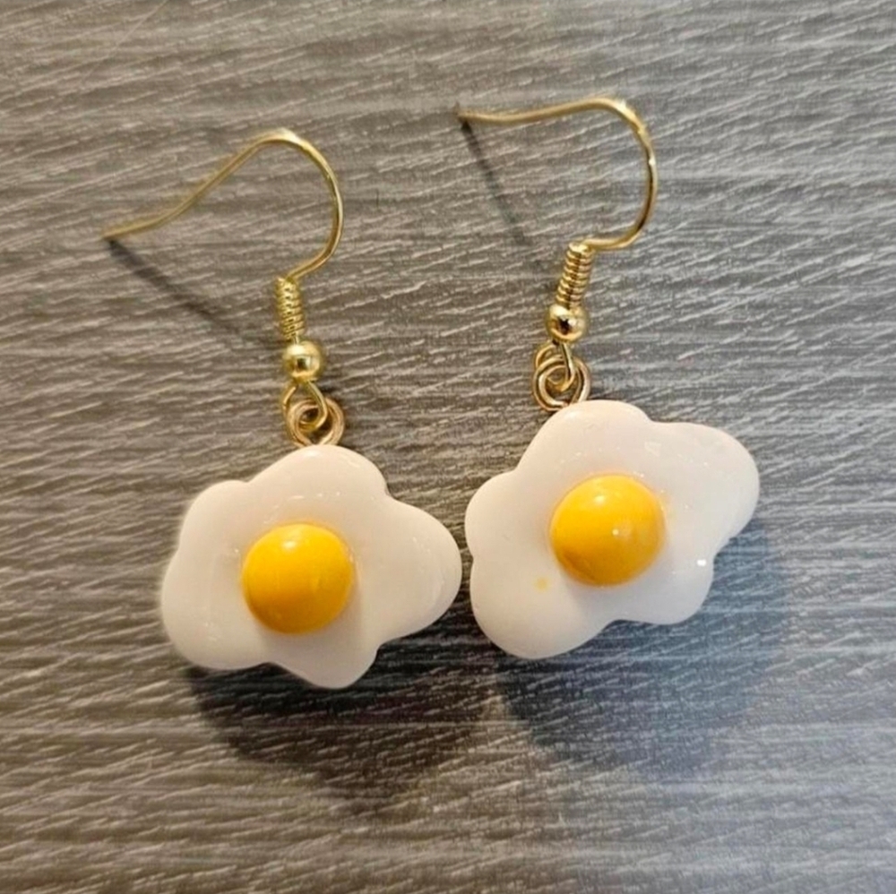 🦋 5 For $10 🦋 Sunny Side Up Egg Charm Earrings